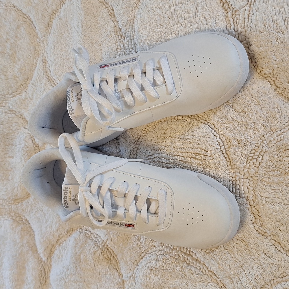 Reebok classic shoes